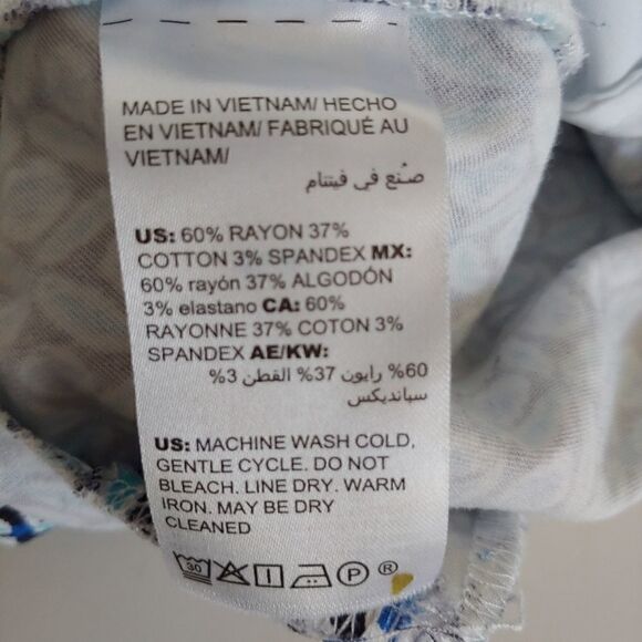 Chico's Pull-On Elastic Waist Pants Blue and White Front pockets (0R) Size 4 - Picture 5 of 5